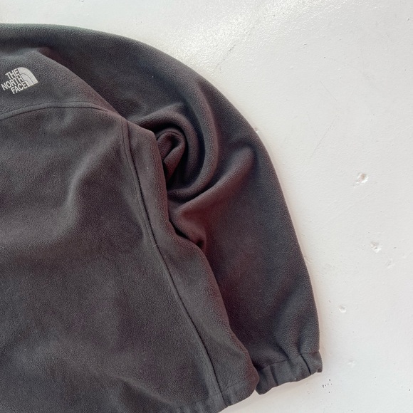 North Face Fleece - Picture 8 of 8